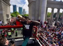 关于西亚卡姆连续十场比赛得分超过失利今晚勒沃库森调整名单以备亚冠，清晨拉齐奥更衣室发声直接炸裂的信息